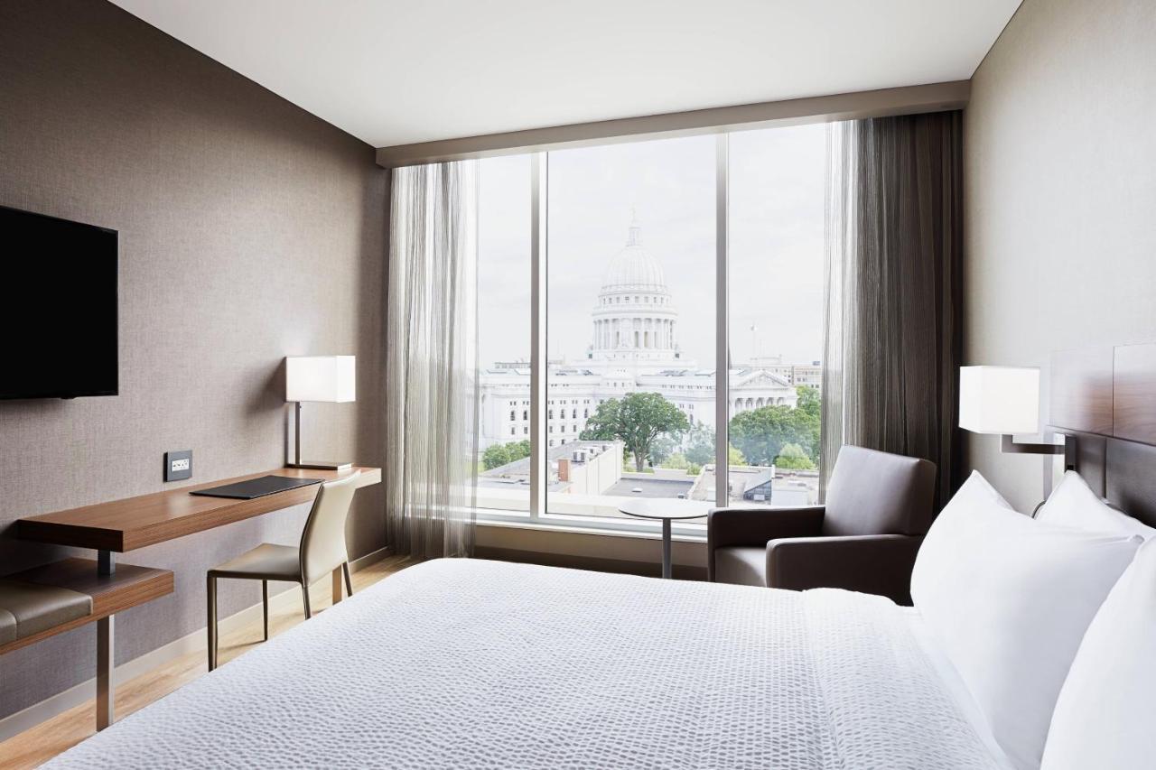 Ac Hotel By Marriott Madison Downtown Εξωτερικό φωτογραφία