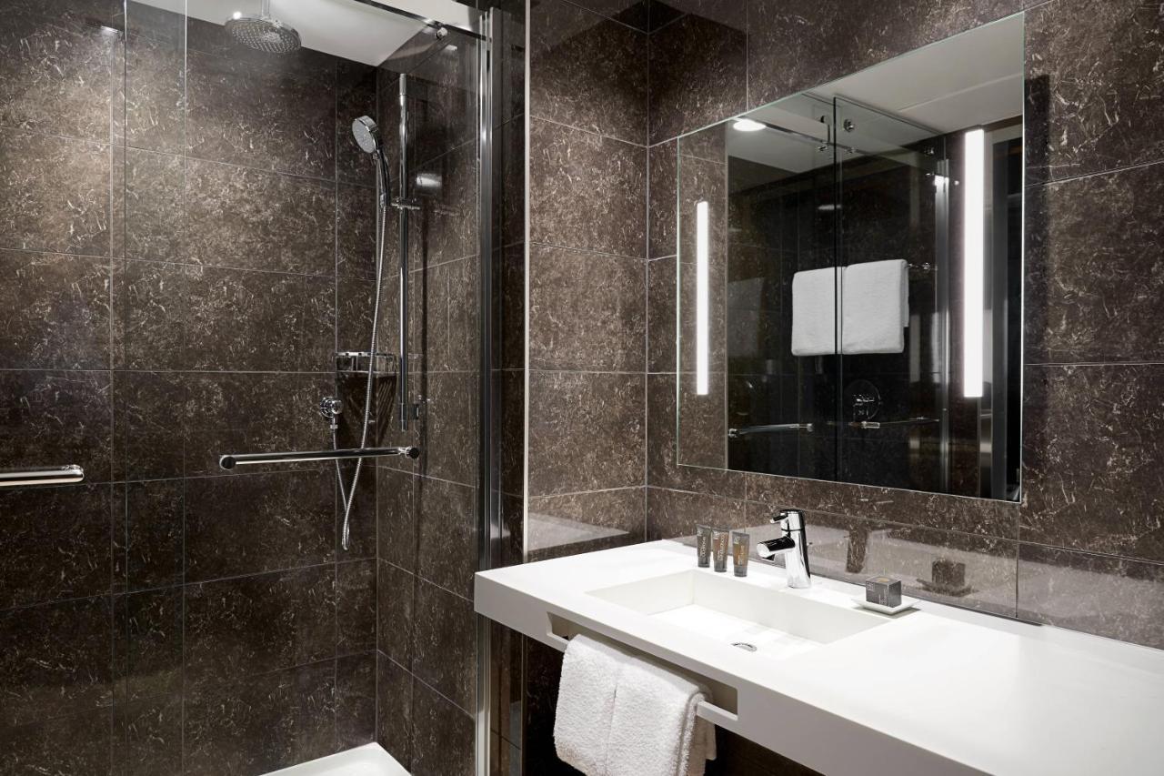 Ac Hotel By Marriott Madison Downtown Εξωτερικό φωτογραφία