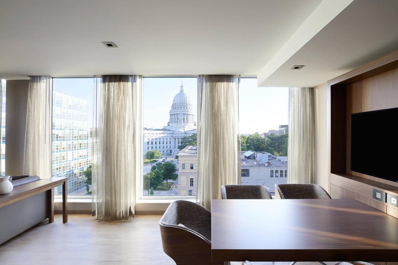 Ac Hotel By Marriott Madison Downtown Εξωτερικό φωτογραφία